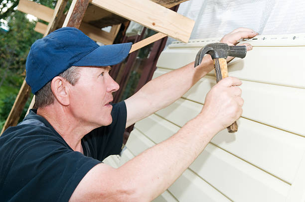 Best Hot Tub Removal  in Versailles, IN